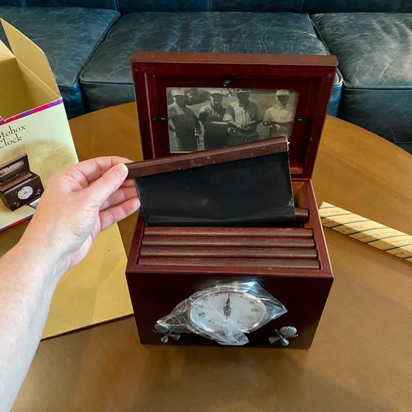Vintage Wooden Photo Keepsake Box with Clock, Golf Themed (unused/unopened) - Picture 10 of 13